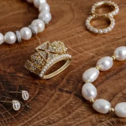 Royal Collection Shop Gold Diadem Crown Brooch Online